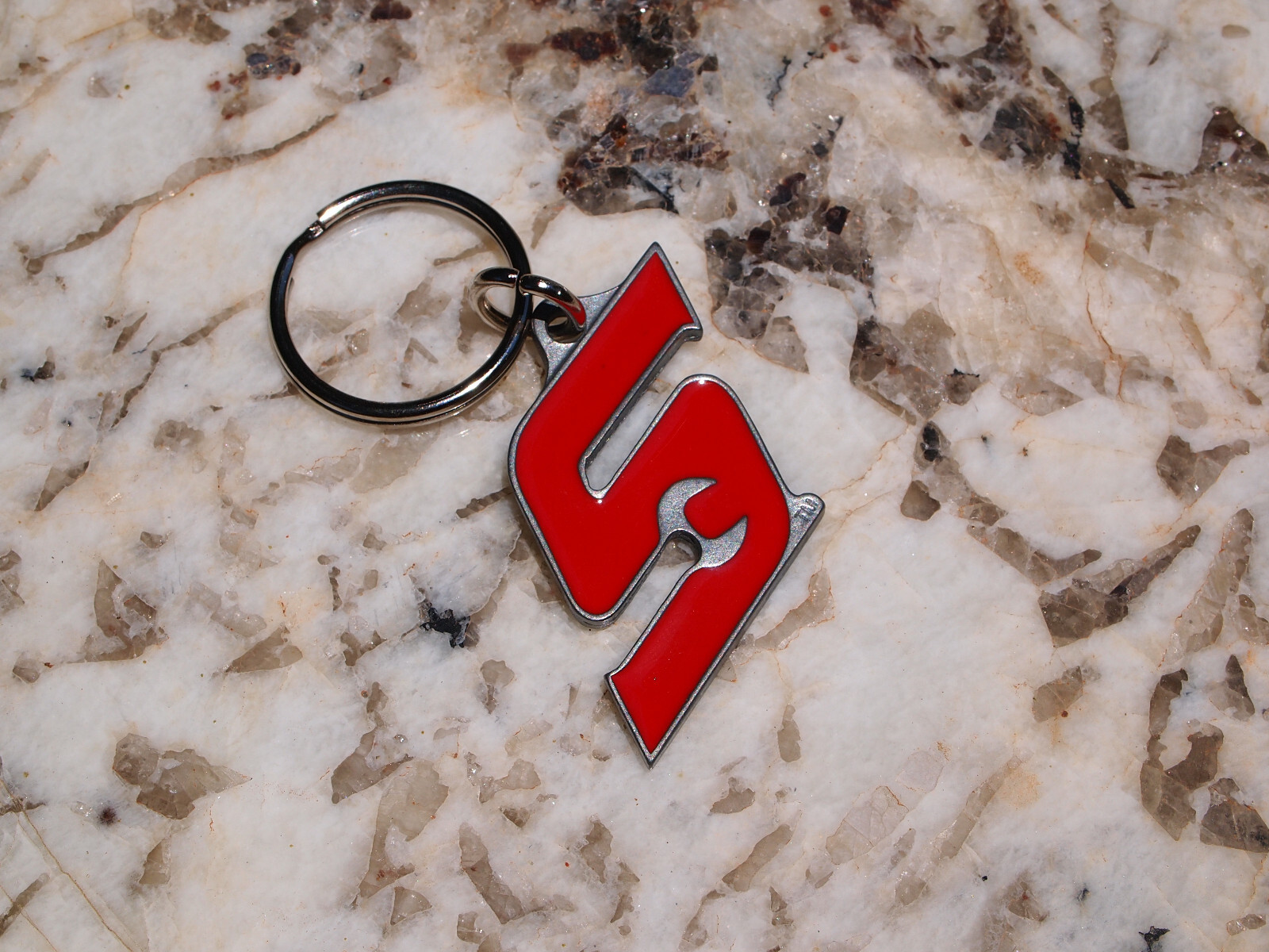 Snap-On Tools Red "S" Logo Metal Key Chain Key Fob Made in U.S.A  w/ Velvet Bag