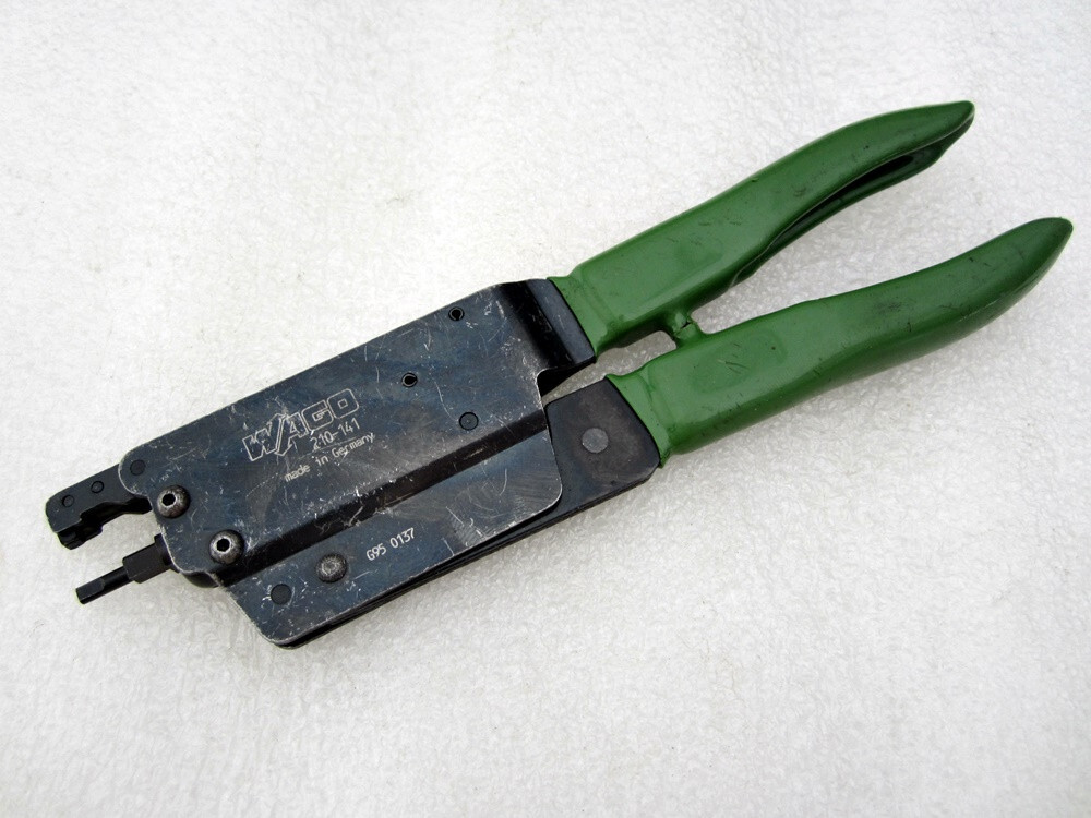 WAGO Side Entry Wiring Operating Pliers No. 210-141 Made in Germany