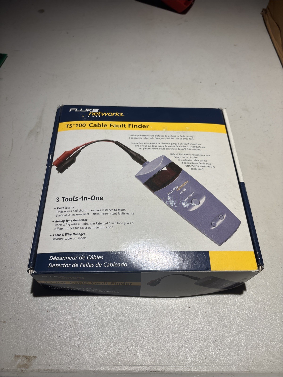 Fluke TS100 Cable Fault Finder Tester BNC w/ Case Users Guide and leads (New)