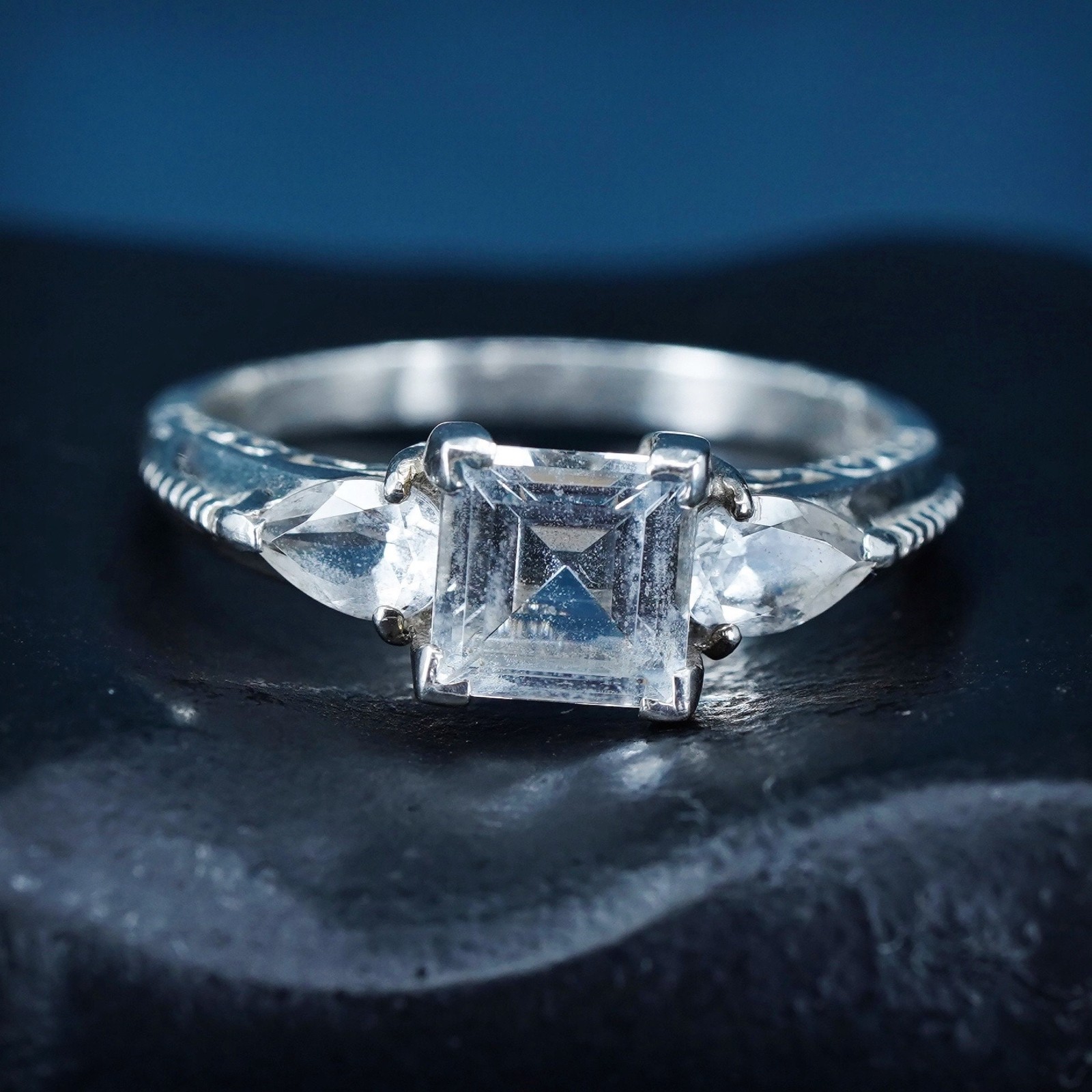 Size 10, vintage Sterling 925 silver engagement ring with cluster Cz around