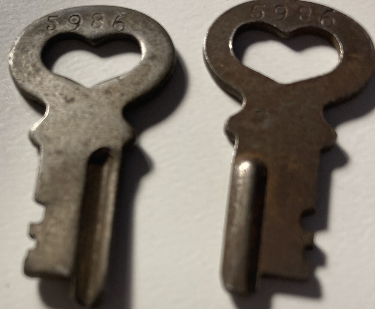 1 Eagle Suitcase Trunk Key