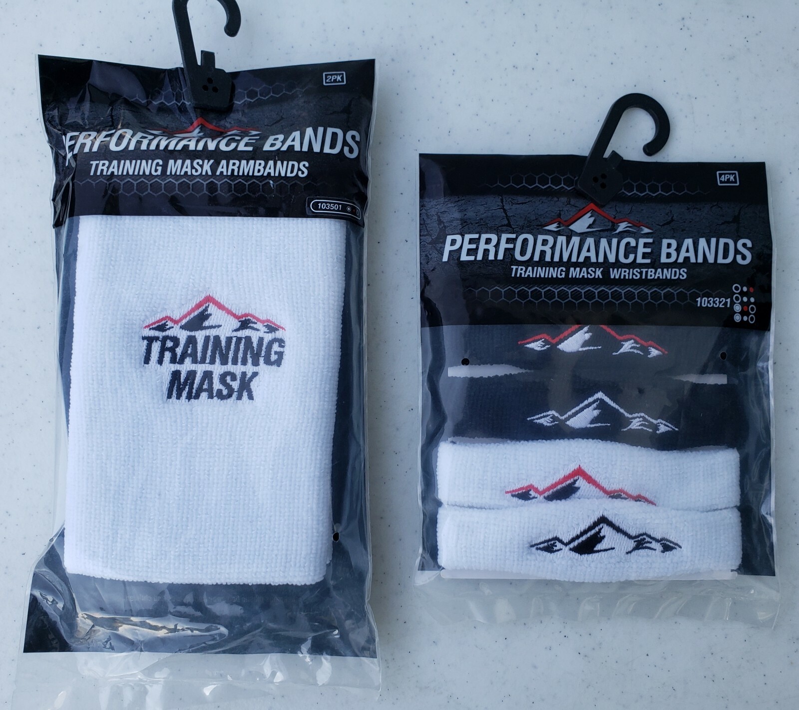 Elevation Training Mask 2.0 with Armband, Wristbands & Skull Caps