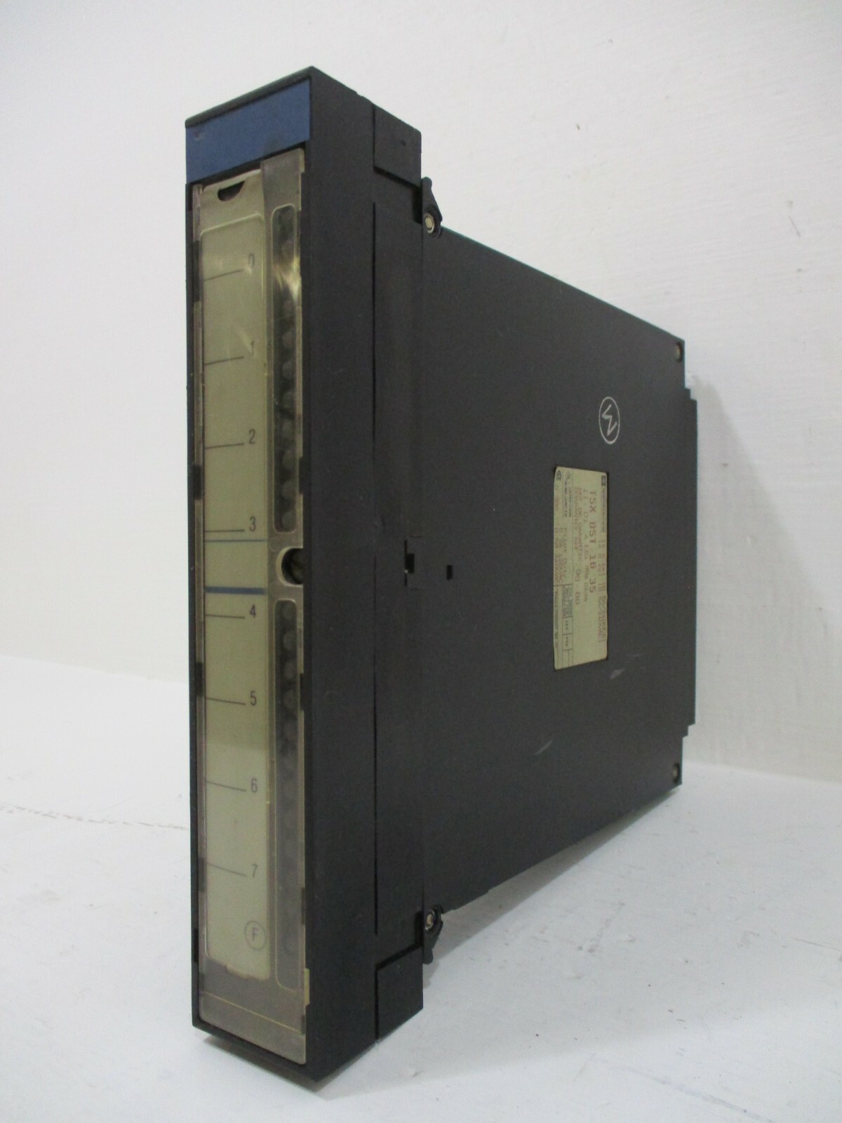 Schneider TSXDST1635 TSX Output Module TSX-DST-1635 Telemecanique