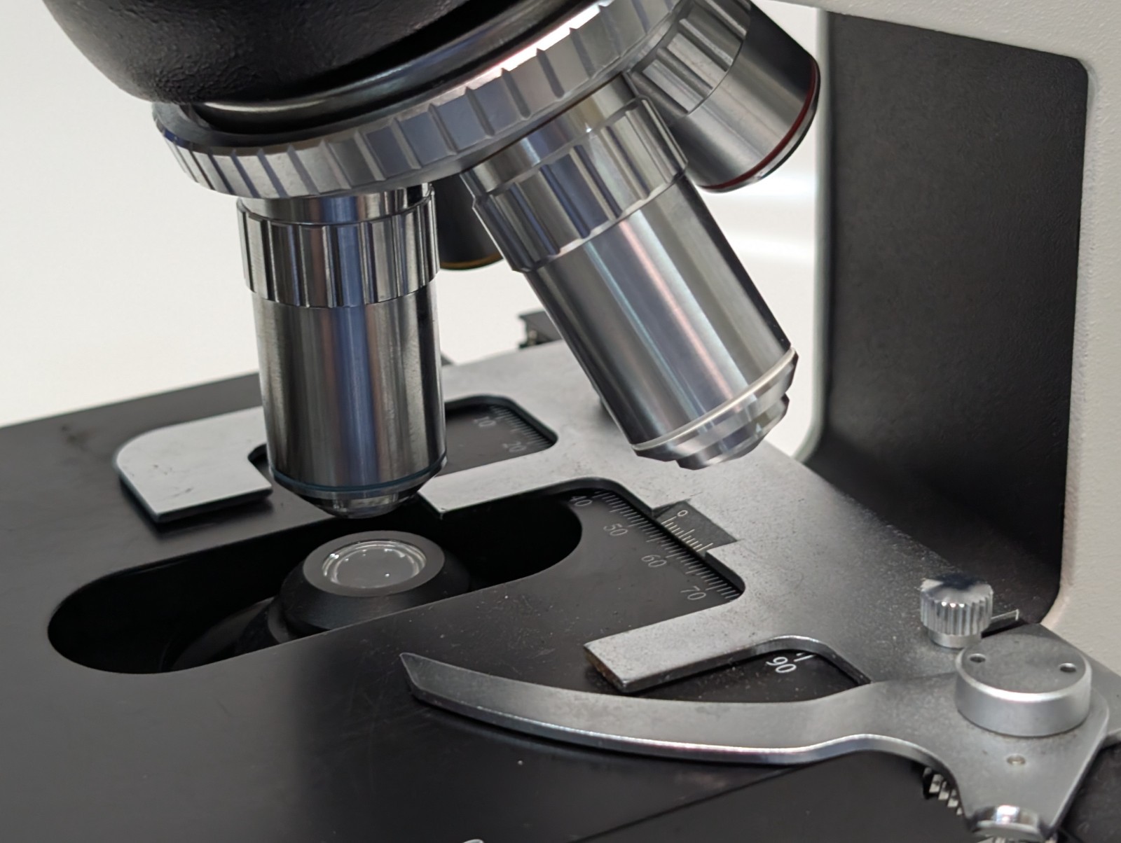 Seiler Instrument SeilerScope Binocular Mechanical Stage Lab Microscope, 110VAC