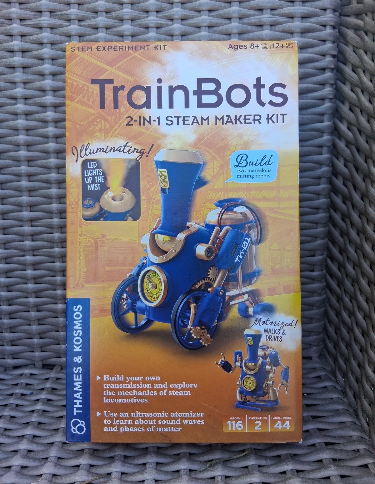 Thames & Kosmos TrainBots 2-in-1 STEAM Maker Kit STEM Experiment Kit Ages 8+