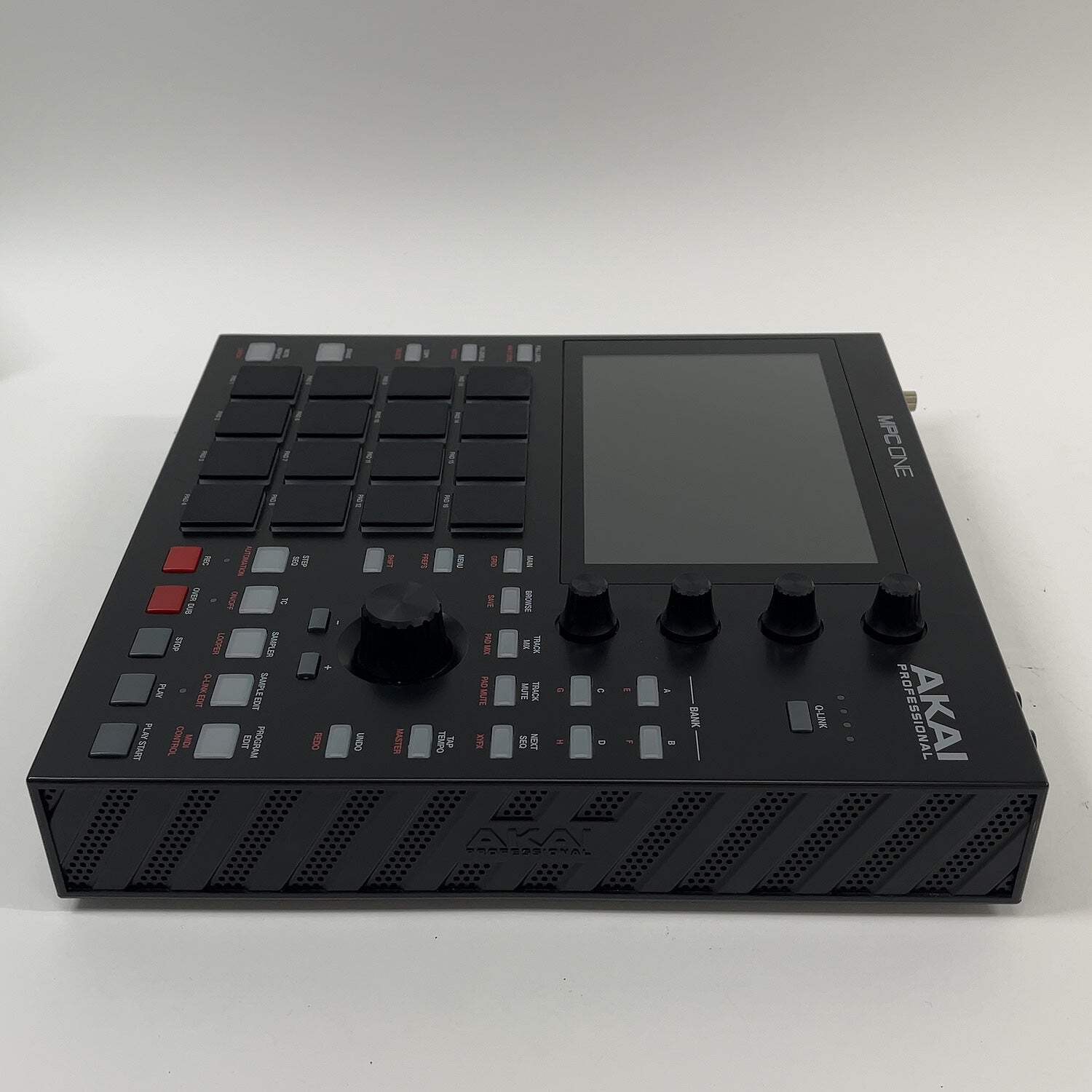 Akai MPC One 4 Audio Production Studio
