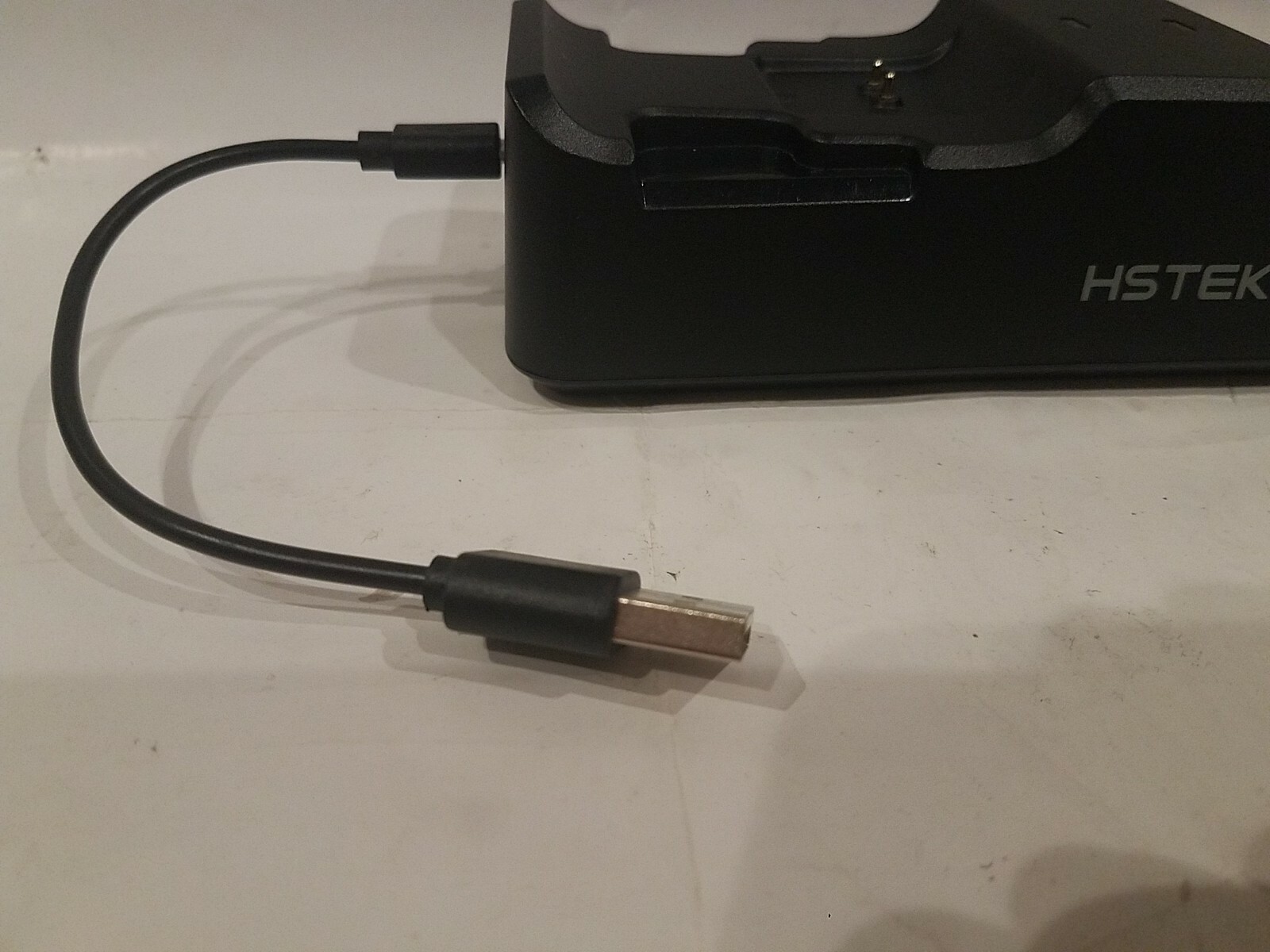DUAL CHANNEL WIRELESS CONTROLLERS CHARGER SC-XS2