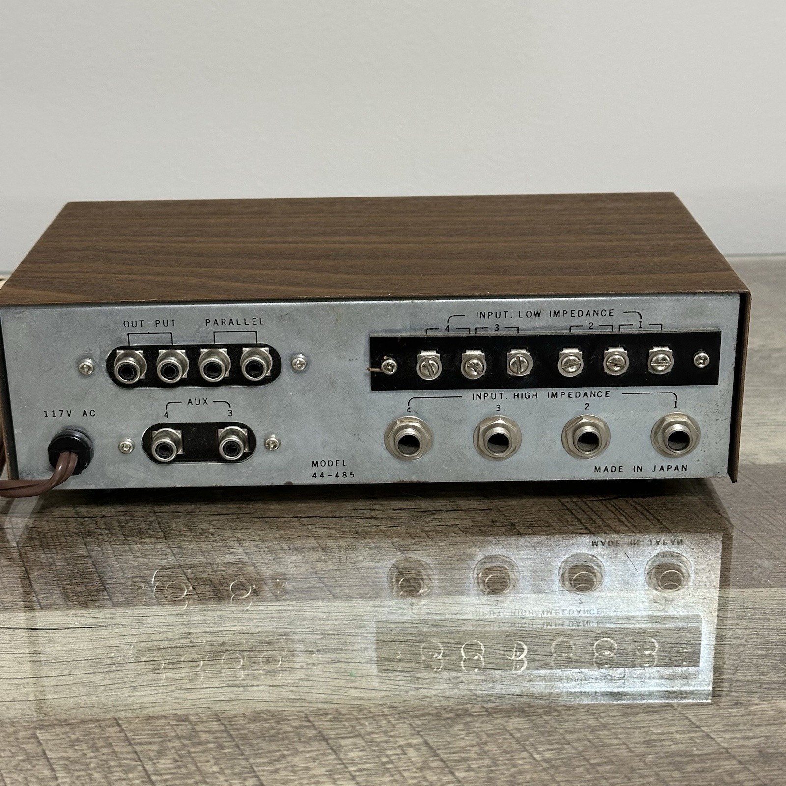 Claricon 44-485 Solid State Microphone Mixer Preamplifier
