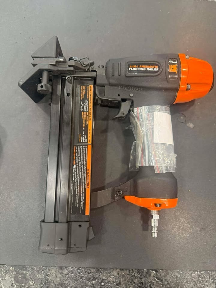 WEN 61741 4-in-1 18-Gauge Pneumatic Flooring Nailer and Stapler