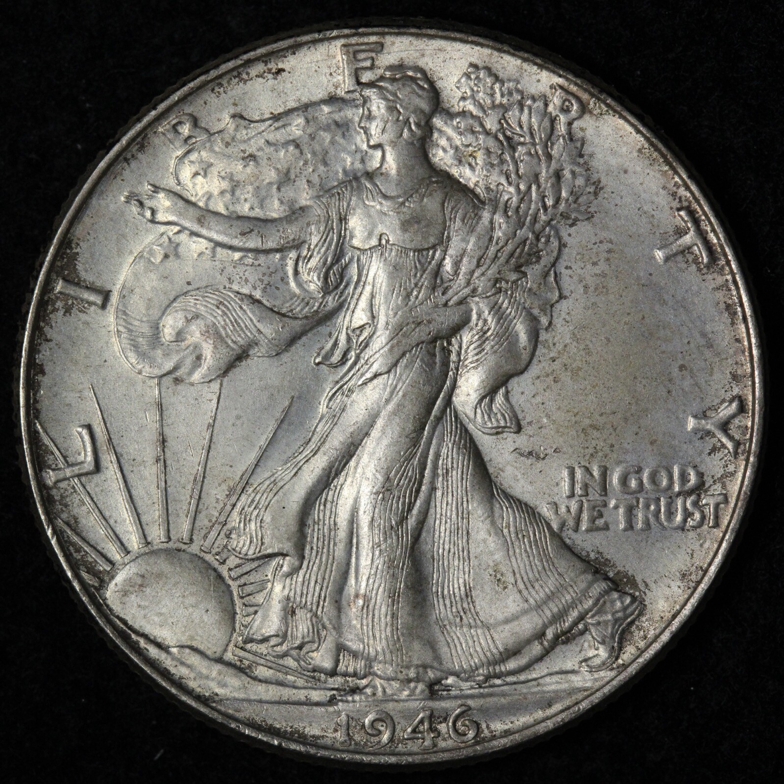 1946 Walking Liberty Silver Half Dollar BU *UNCIRCULATED* MS ORIGINAL! E374 OKNH