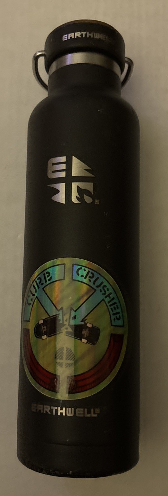 Earthwell 22 oz Black Colored Vacuum Bottle