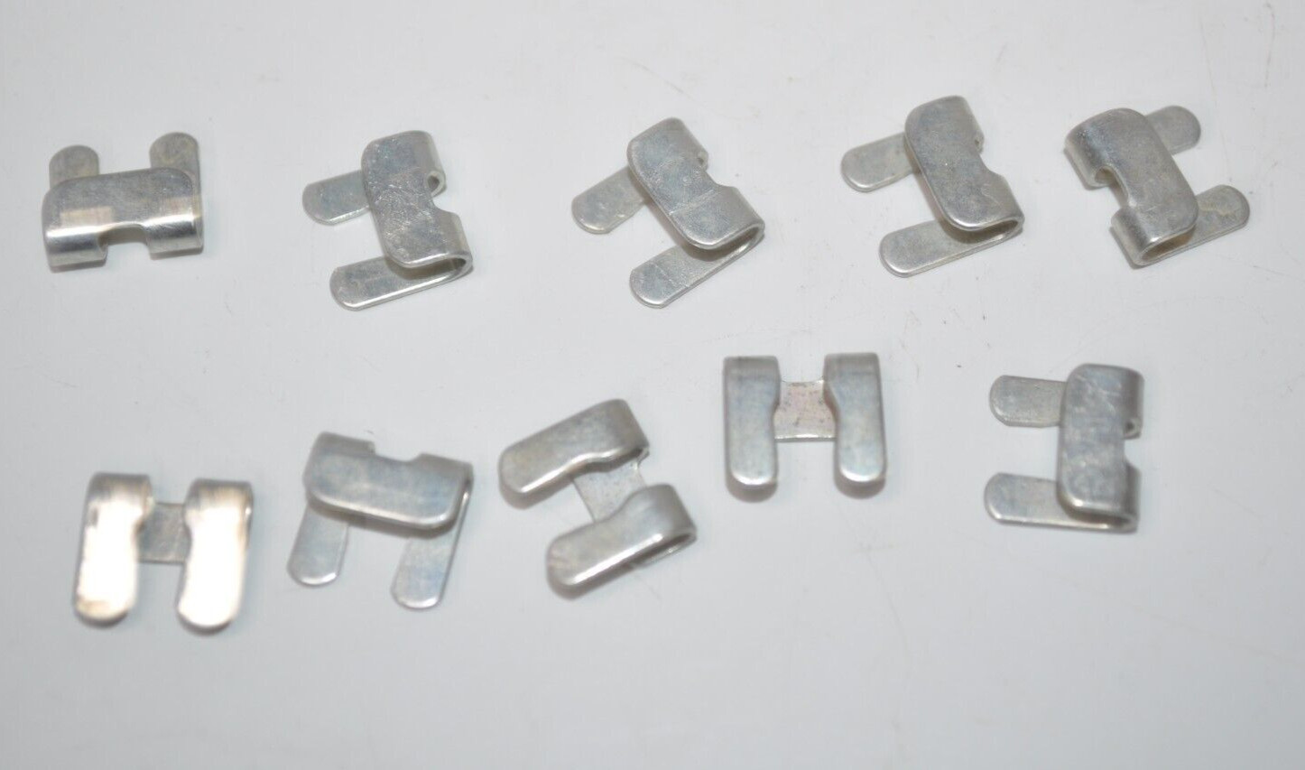 Lot of 10 NOS International 148194R1 Distributor Ground Clip Pickup & Travelall