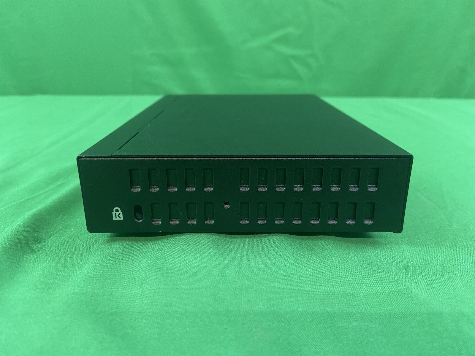 SonicWall TZ370 Network Security Appliance No Power Adapter READ
