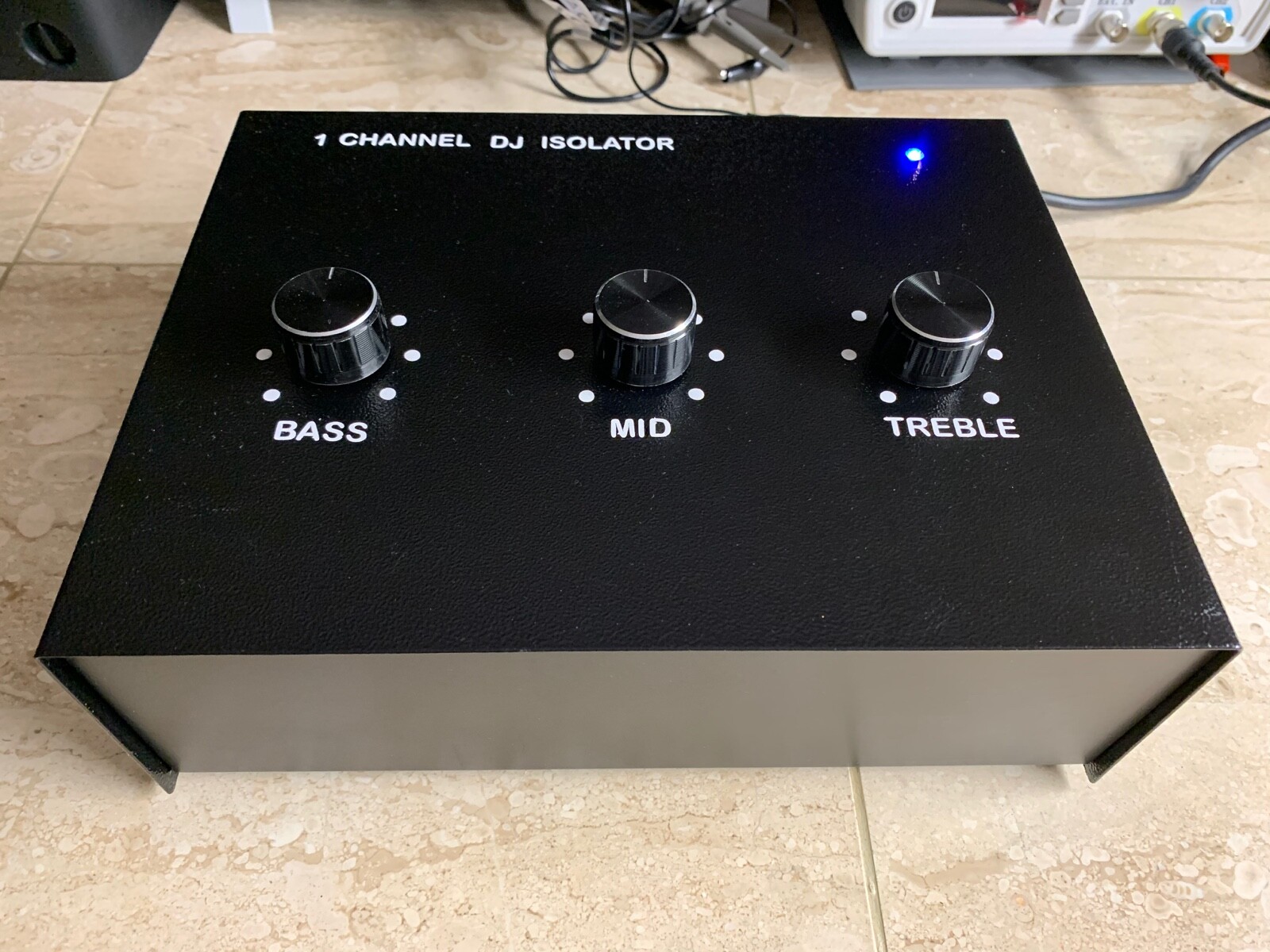 3 BAND STEREO FREQUENCY DJ TONE ISOLATOR