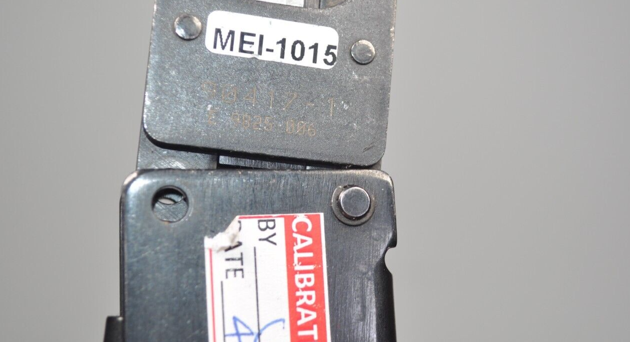 AMP 90417-1 Ratcheting Crimper Hand Crimp Tool - Missing 1 Pin Attaching Head