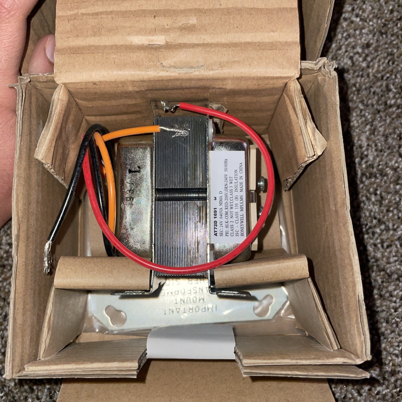 HONEYWELL AT72D1691 MULTI-MOUNT CONTROL CIRCUIT TRANSFORMER AT72 D1691