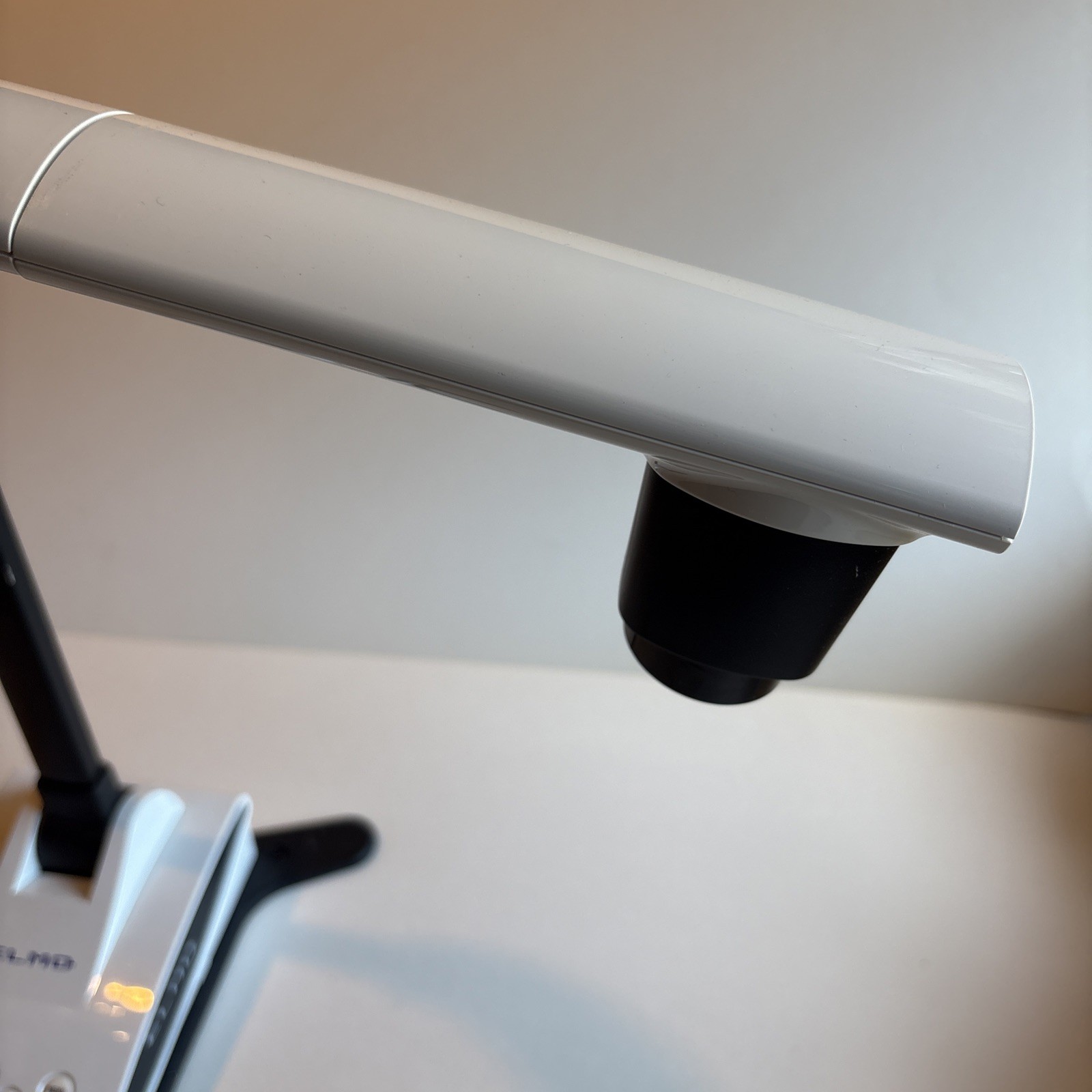 Elmo TT-L1 Visual Presenter / Document Camera PREOWNED UNTESTED