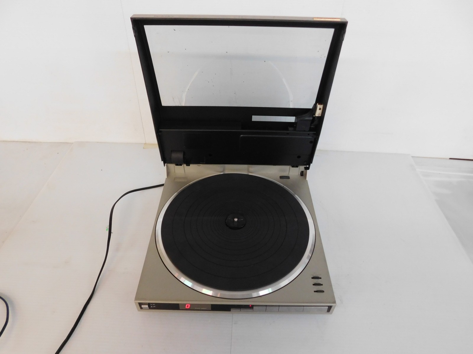TECHNICS DIRECT DRIVE AUTOMATIC TURNTABLE SYSTEM SL-J2 (MPT17)