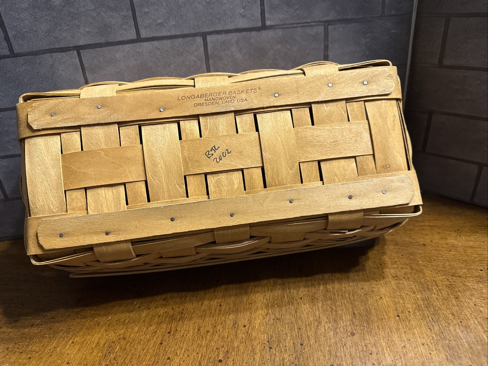 2002 LONGABERGER Signed Bread Basket 14” X 7” GREAT For Cheese & Crackers