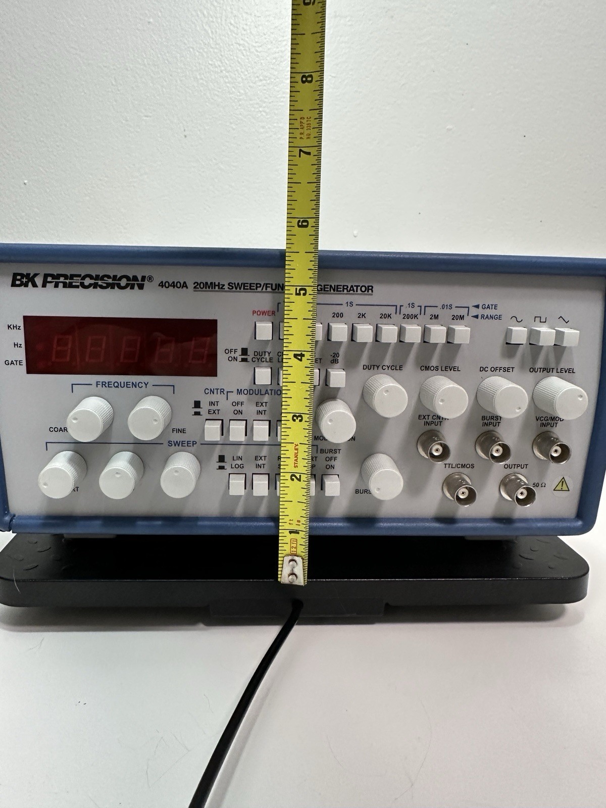 Bk Precision 4040A 20 MHz Sweep Function Generator / 30 Day Warranty