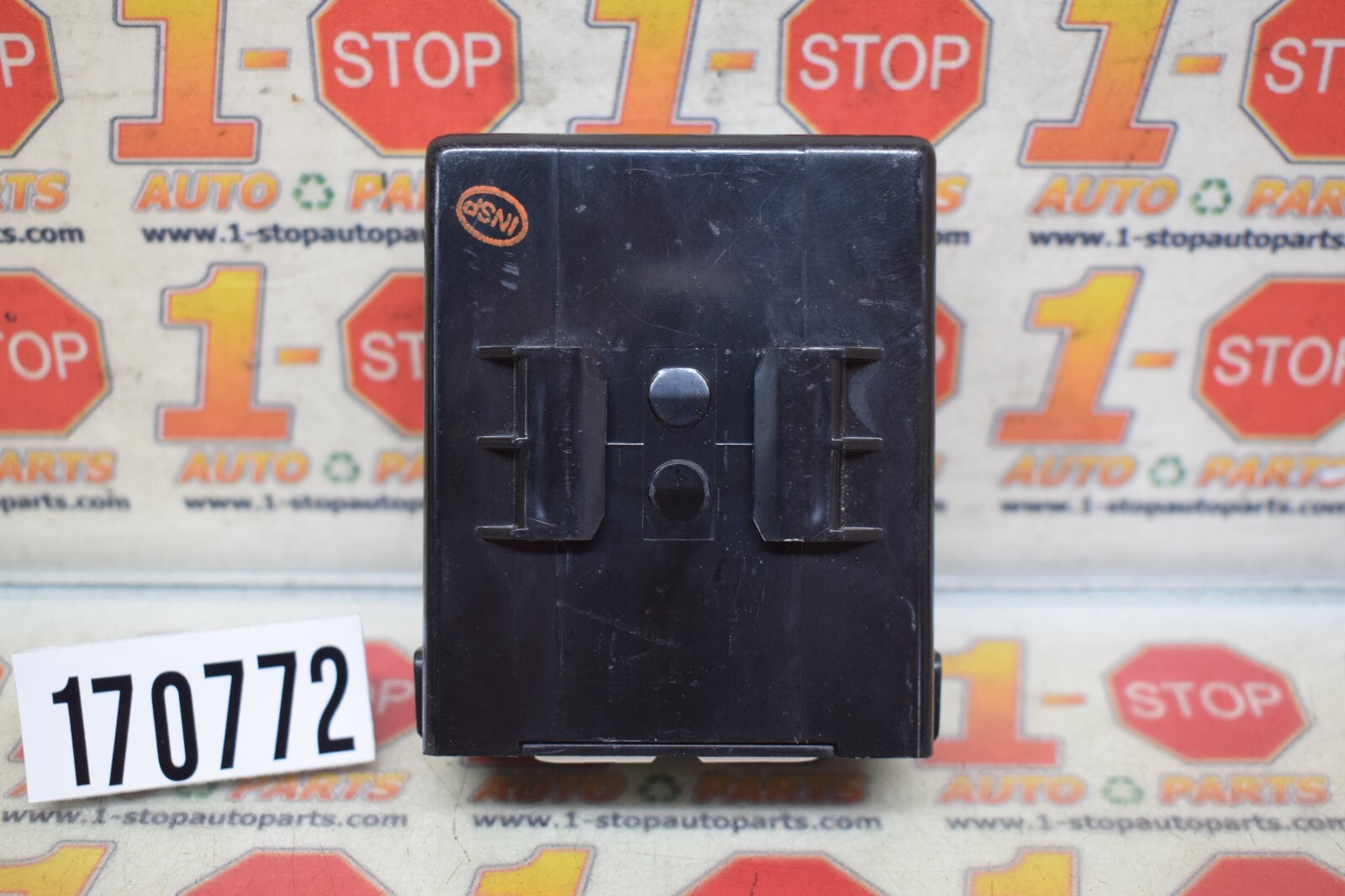 2004-2006 TOYOTA CAMRY AMPLIFIER CONTROL MODULE 88650-06100 OEM