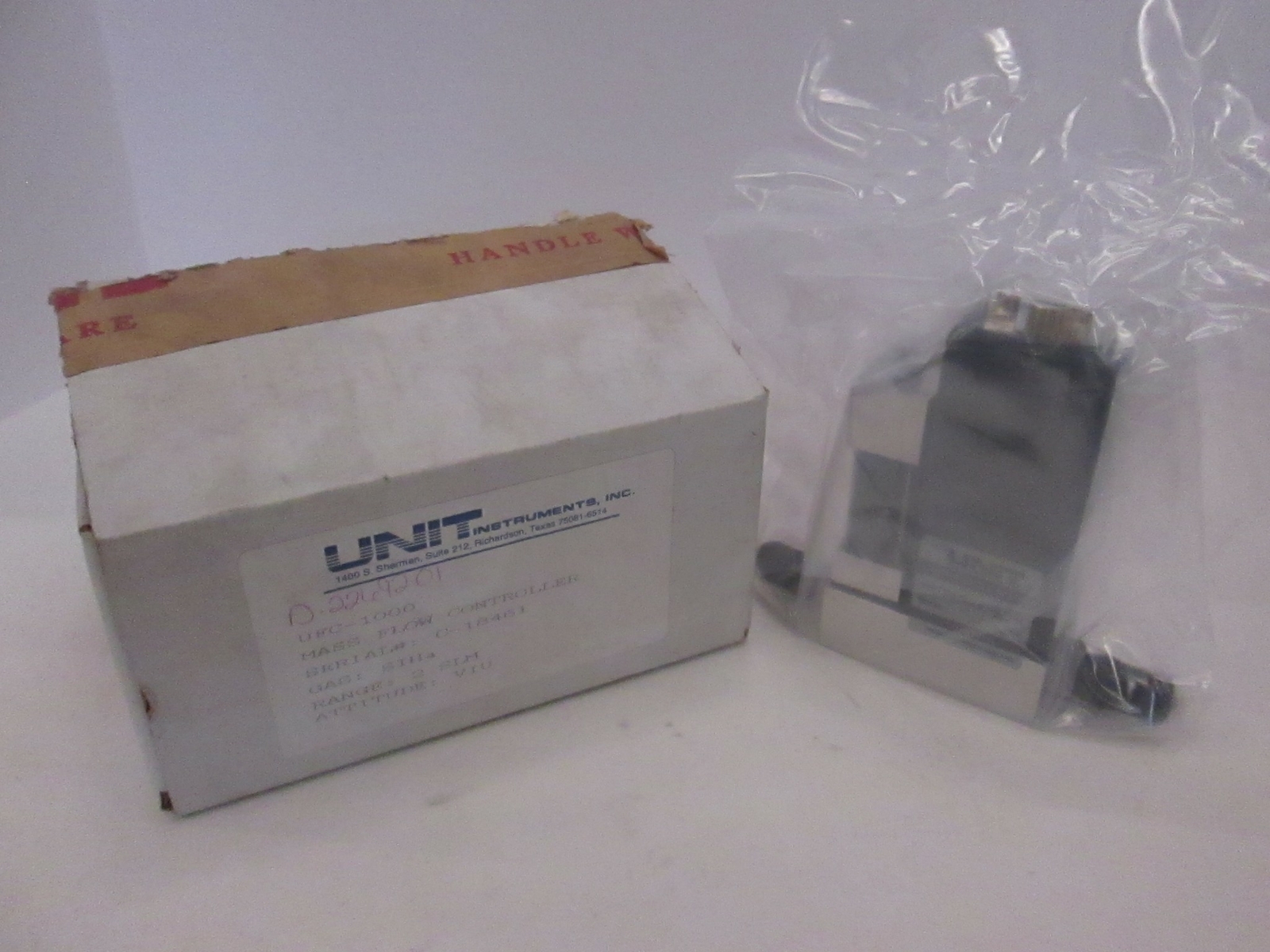 Unit UFC-1000 Mass Flow Controller SIH4, 2 SLM, New