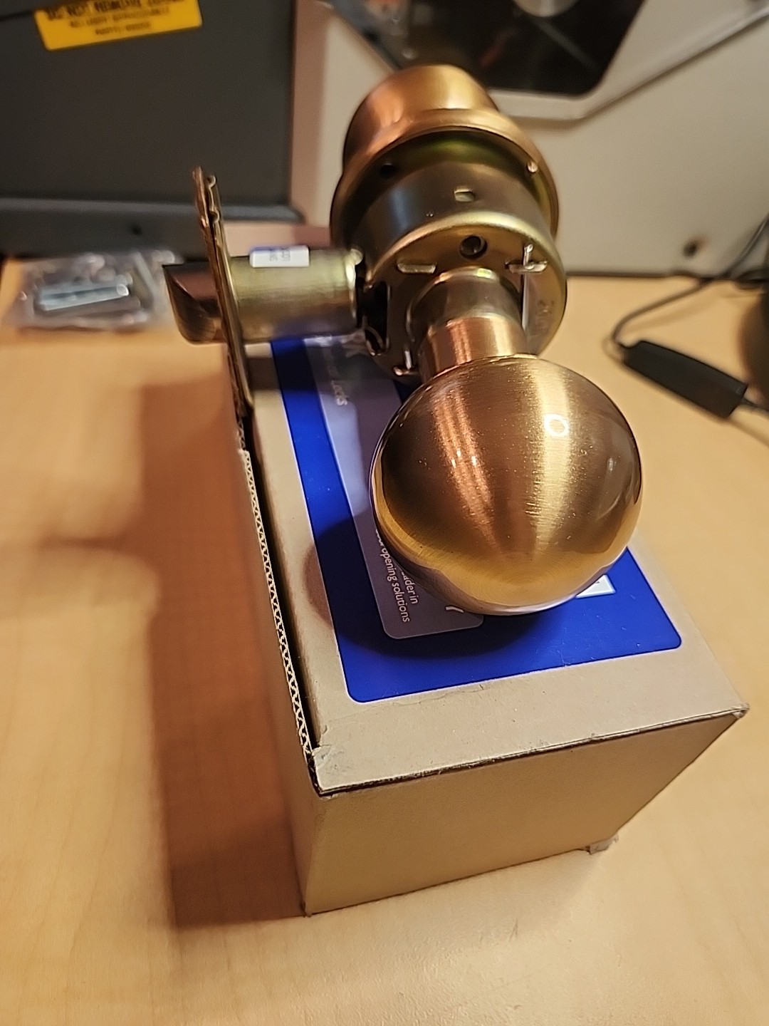Arrow Storeroom Knob Lock For Sfic 2-3/8" Back Set locksmith