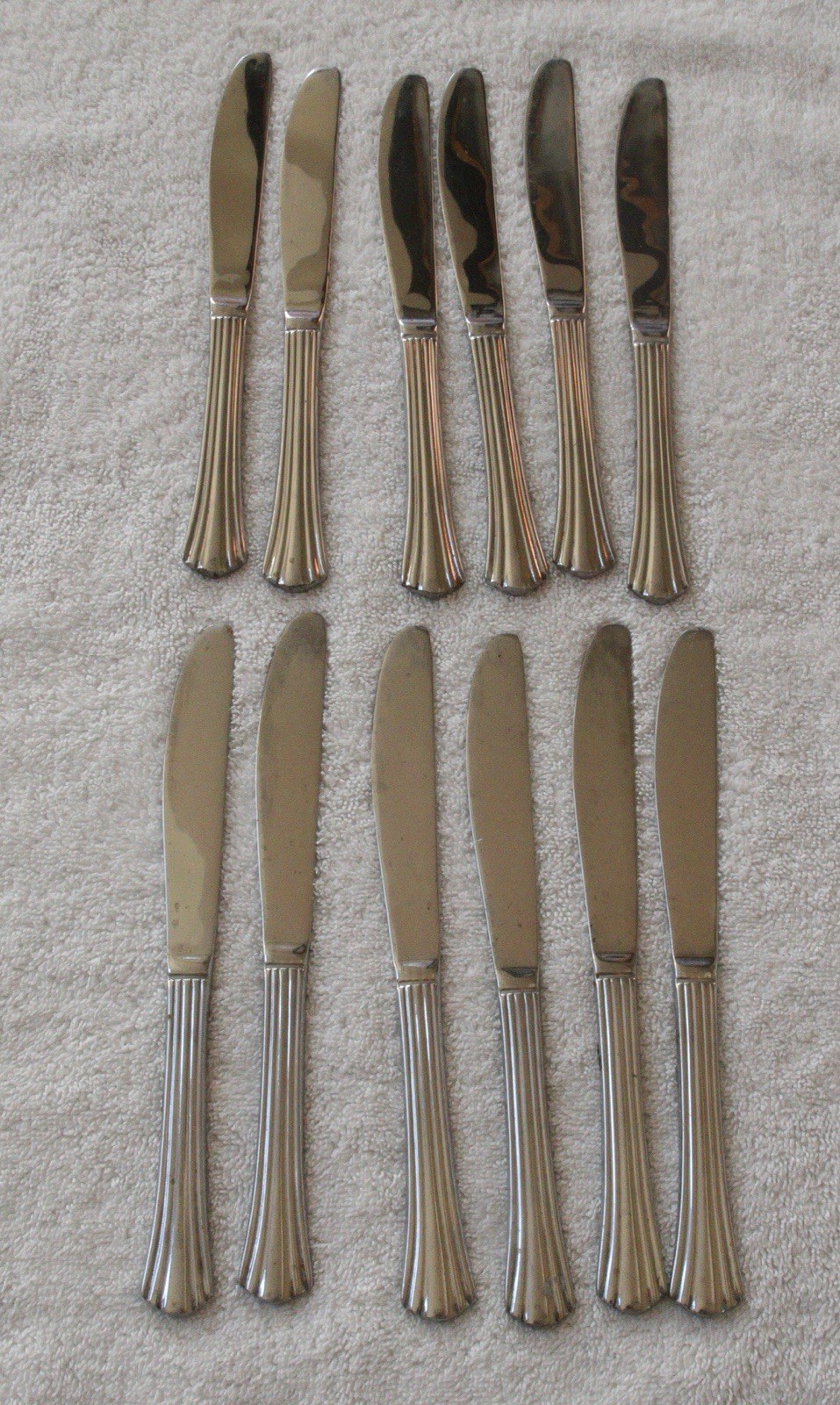 International Silver Symmetry Freemont Knives Set of 12 Stainless China