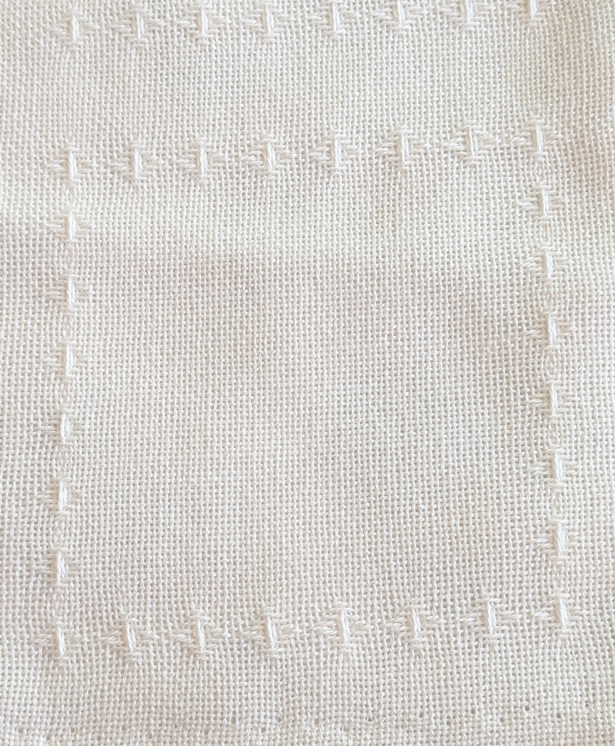 Bostonian Aida Afghan Cloth Cross Stitch Fabric Ivory 18 CT 52" Wide x 41" High