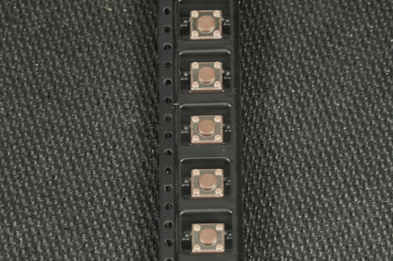 Lot of 10 ADTSM61NVTR APEM Tactile Switch SPST-NO Top Actuated 6.2mm x 6.2mm NOS