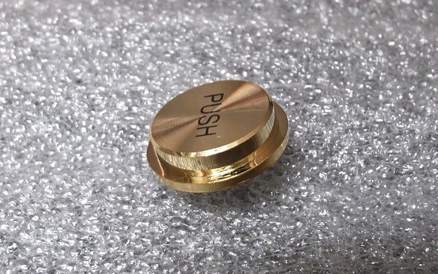 Original "Push" Gold Button for Technics SL-DZ1200