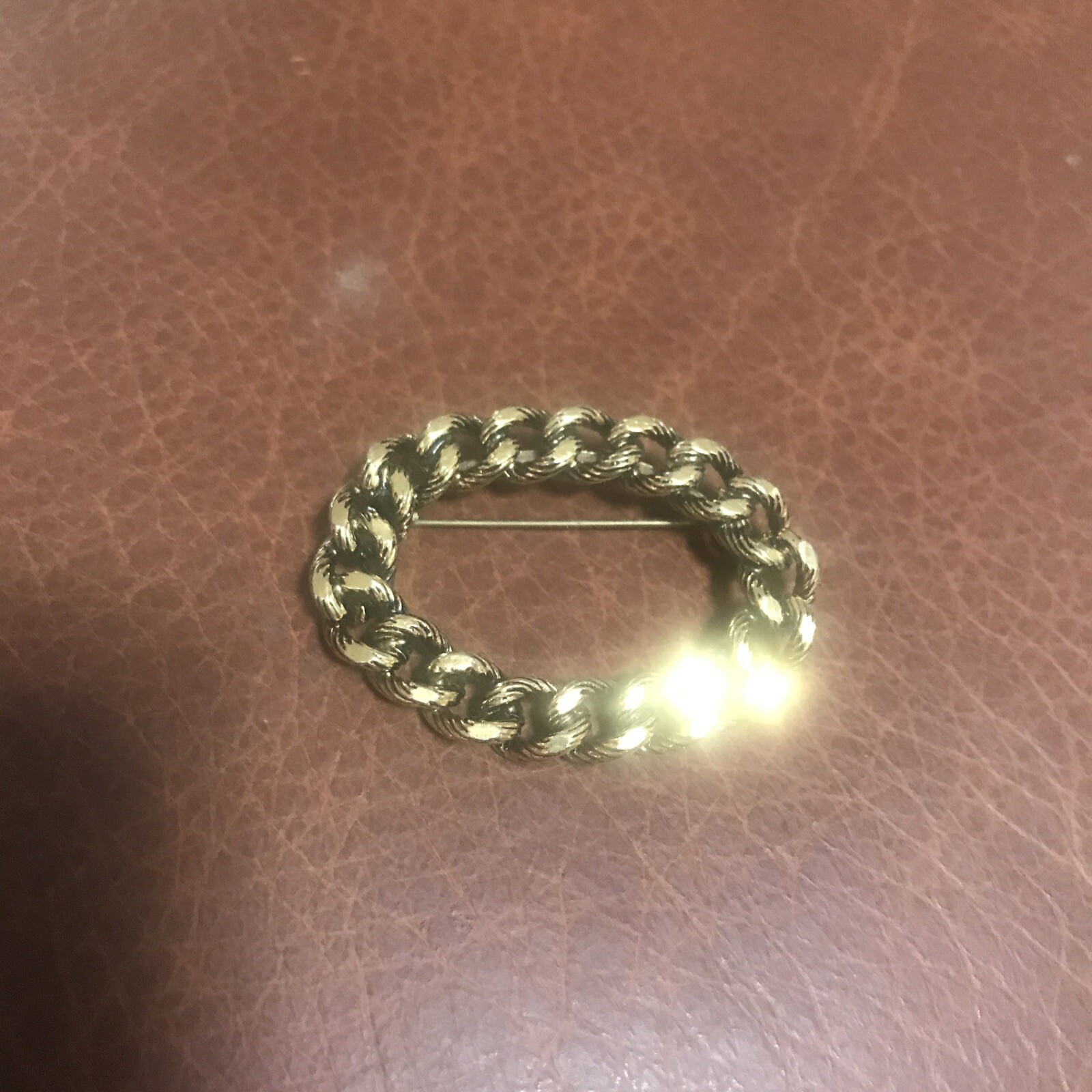 Vintage Oval Gold Tone Chain Brooch