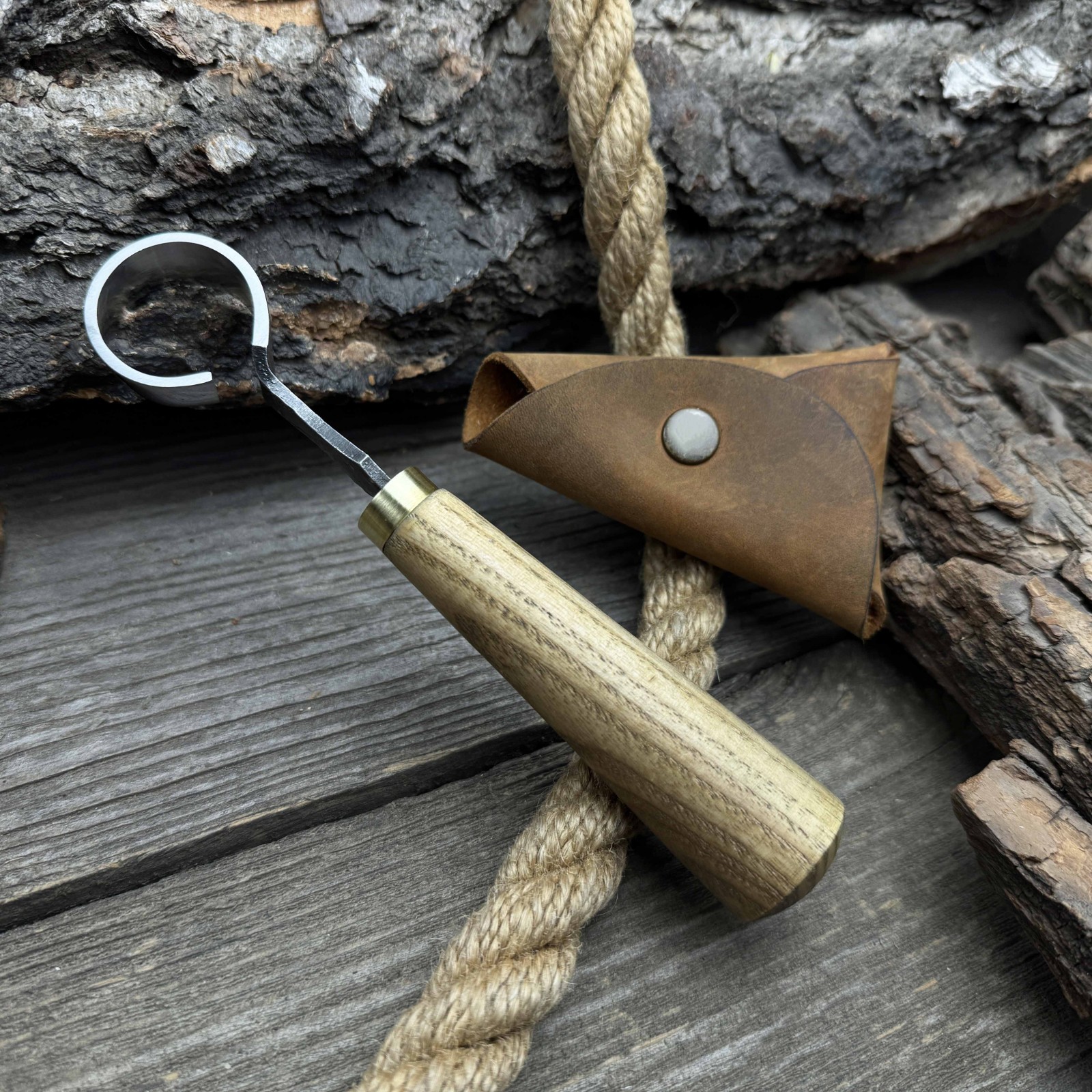 Spoon Carving Scorp Knife. Razor Sharp Blade. Wood Carving Tool for Beginners.