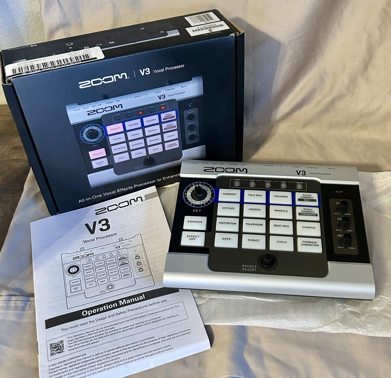 NEW Zoom V3 Vocal Processor USB Audio Interface 16 Voice Effect 3-Part Harmonies