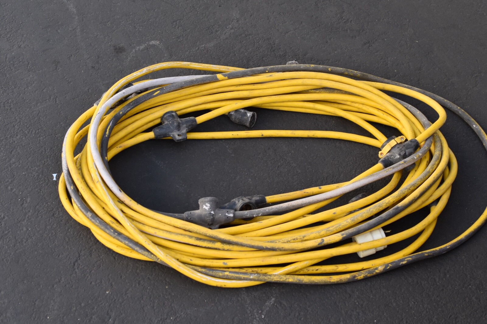 UL 100 ft. 12/3 STW-A, Temporary Construction String Lights
