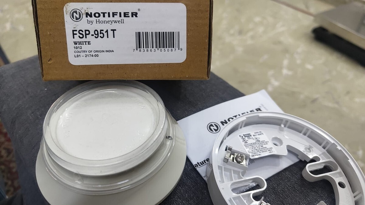 NOTIFIER FSP-951T Fire Alarm SMOKE DETECTOR fast shipping usa stock