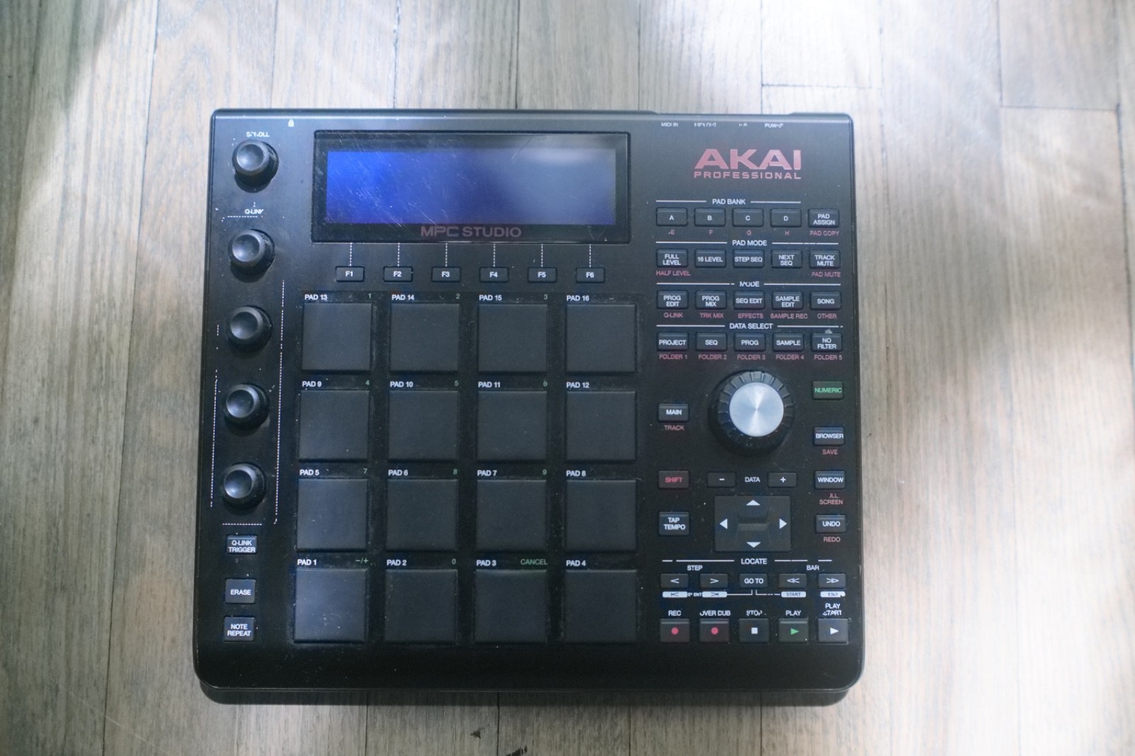 Akai MPC Studio Black Pad Controller