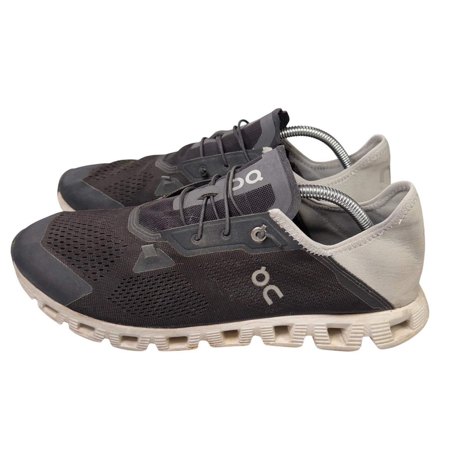 On Running Cloud Mens 11.5 Sneakers Black Grey Swiss Engineering Running Shoes