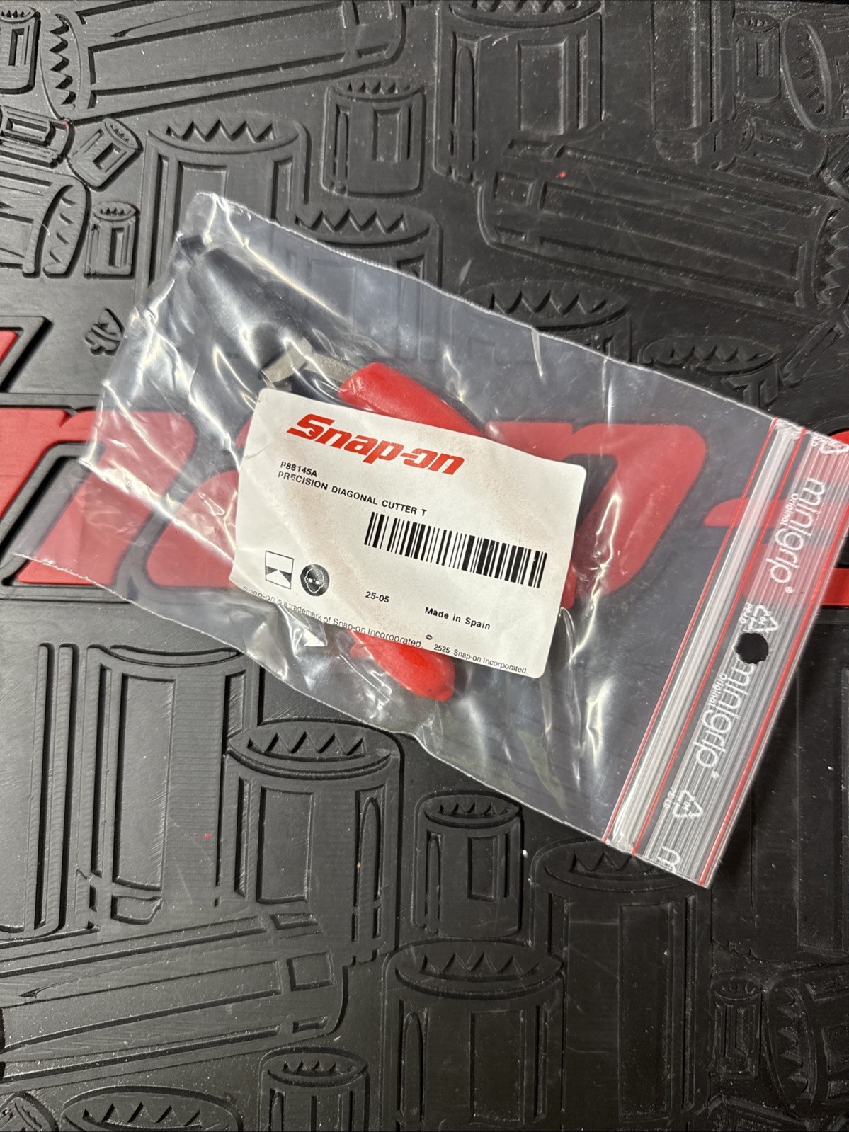 NEW Snap-on P88145A Soft Grip Precision Oval Diagonal Flush Cutting Pliers