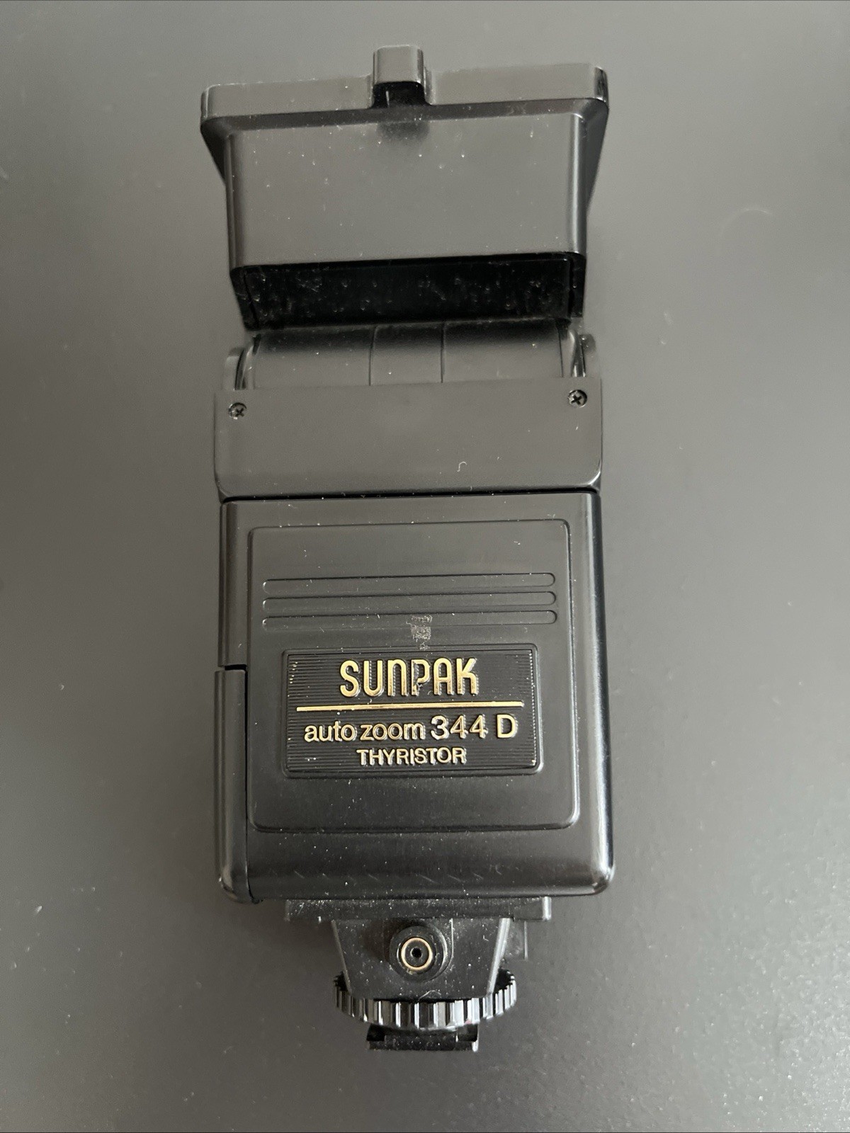Sunpak Auto 433D Thyristor Flash Dedicated Canon works with AE-1 tested/working