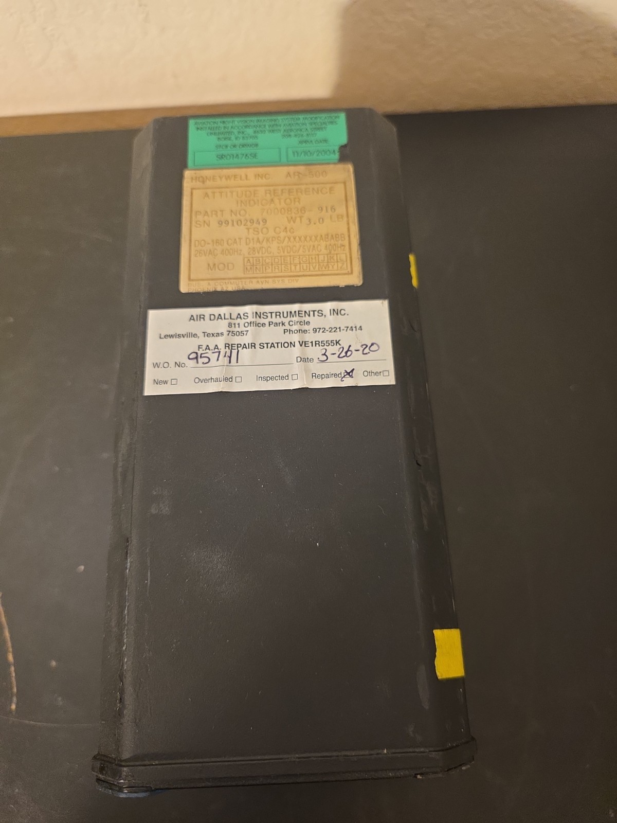 P/N 7000836-916 AUGUSTA A109E COPILOT ATTITUDE REFERENCE INDICATOR - SERVICEABLE