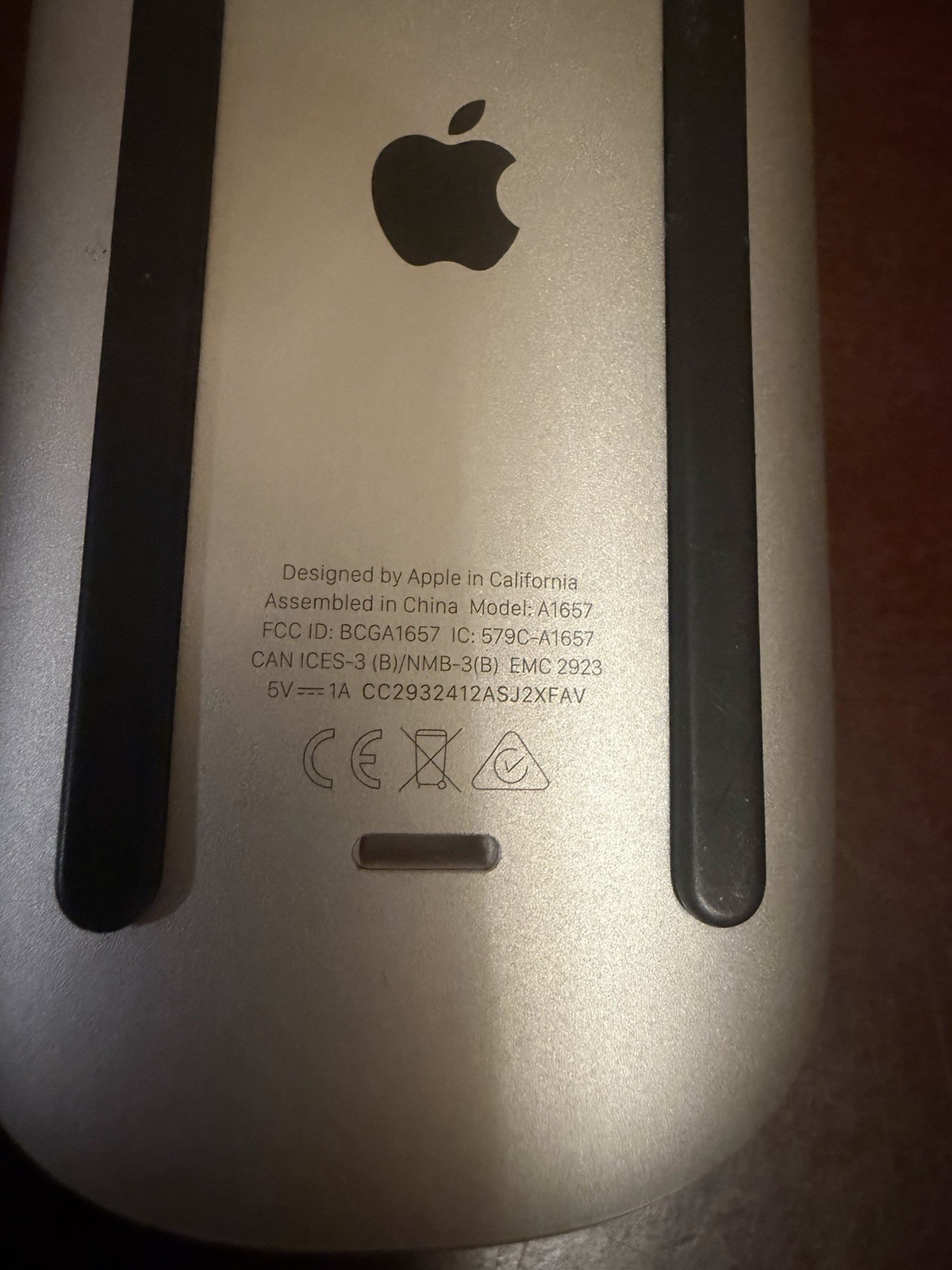 Apple Official Magic Mouse 2 (Bluetooth Rechargeable A1657)