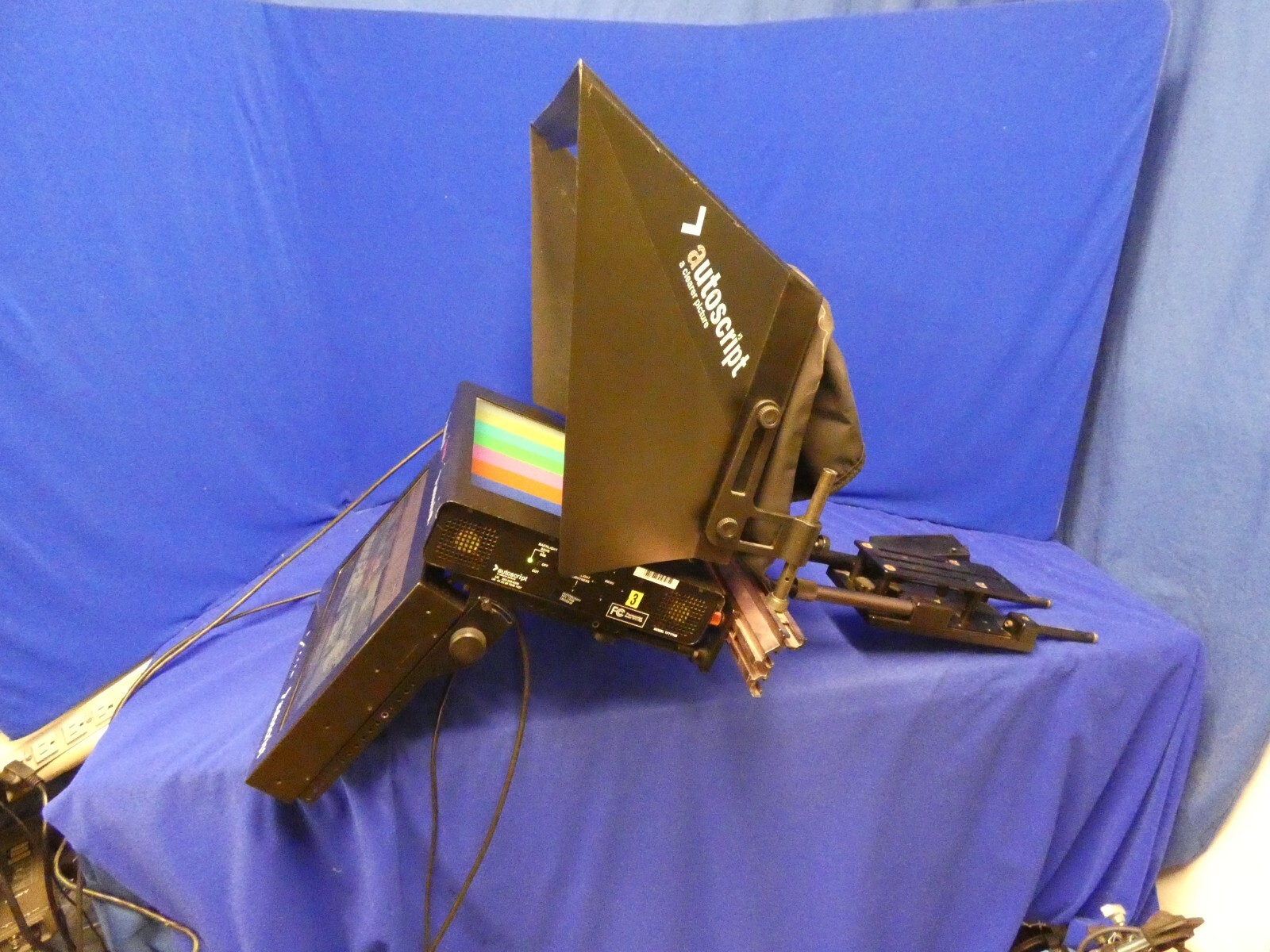 Autoscript TFT17HB Teleprompter w/Hood, Glass, Sled, Weight, Talent Monitor