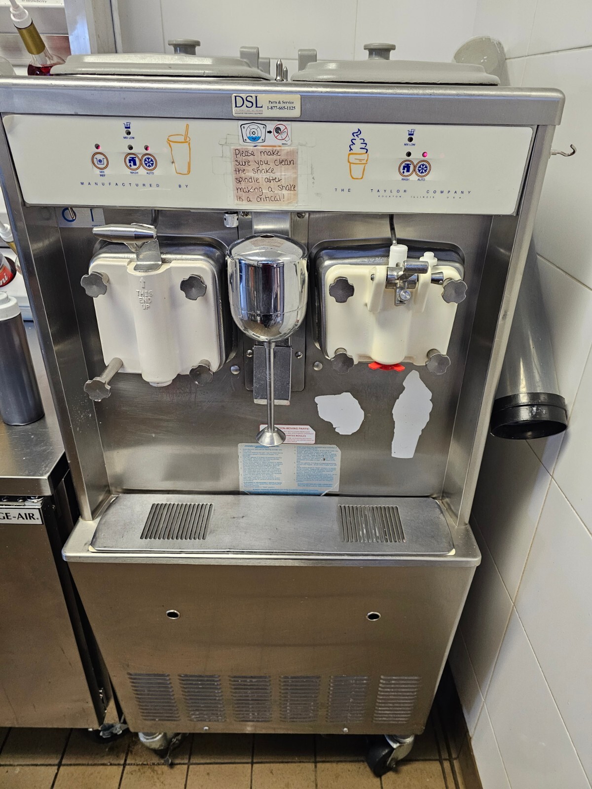Taylor C623 Soft Serve Frozen Yogurt Ice Cream & Milkshake Machine Water 3P