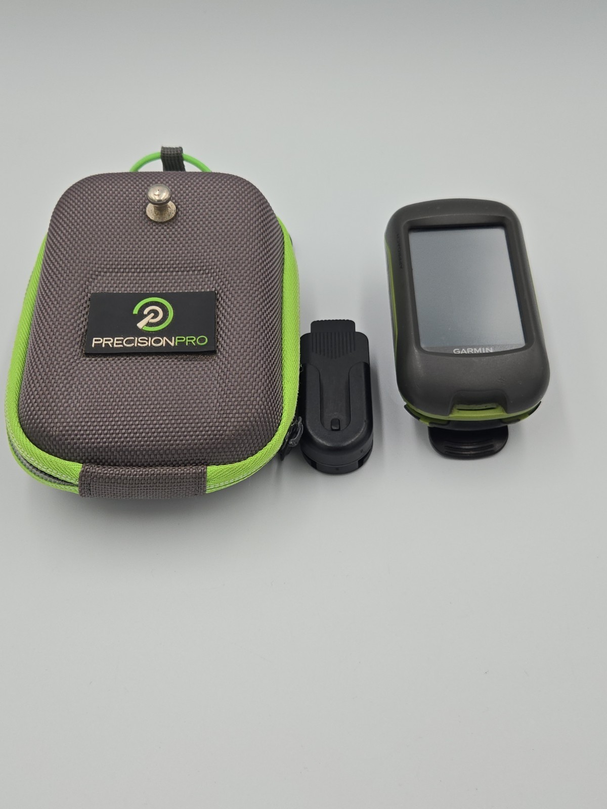 Garmin Approach G3 Handheld Golf GPS Range Finder
