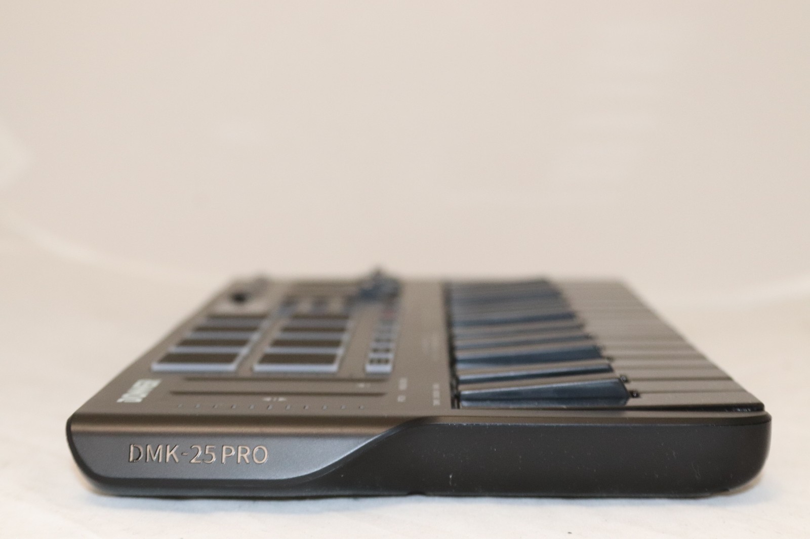 Donner DMK 25 Pro Midi Keyboard Controller 25 Key