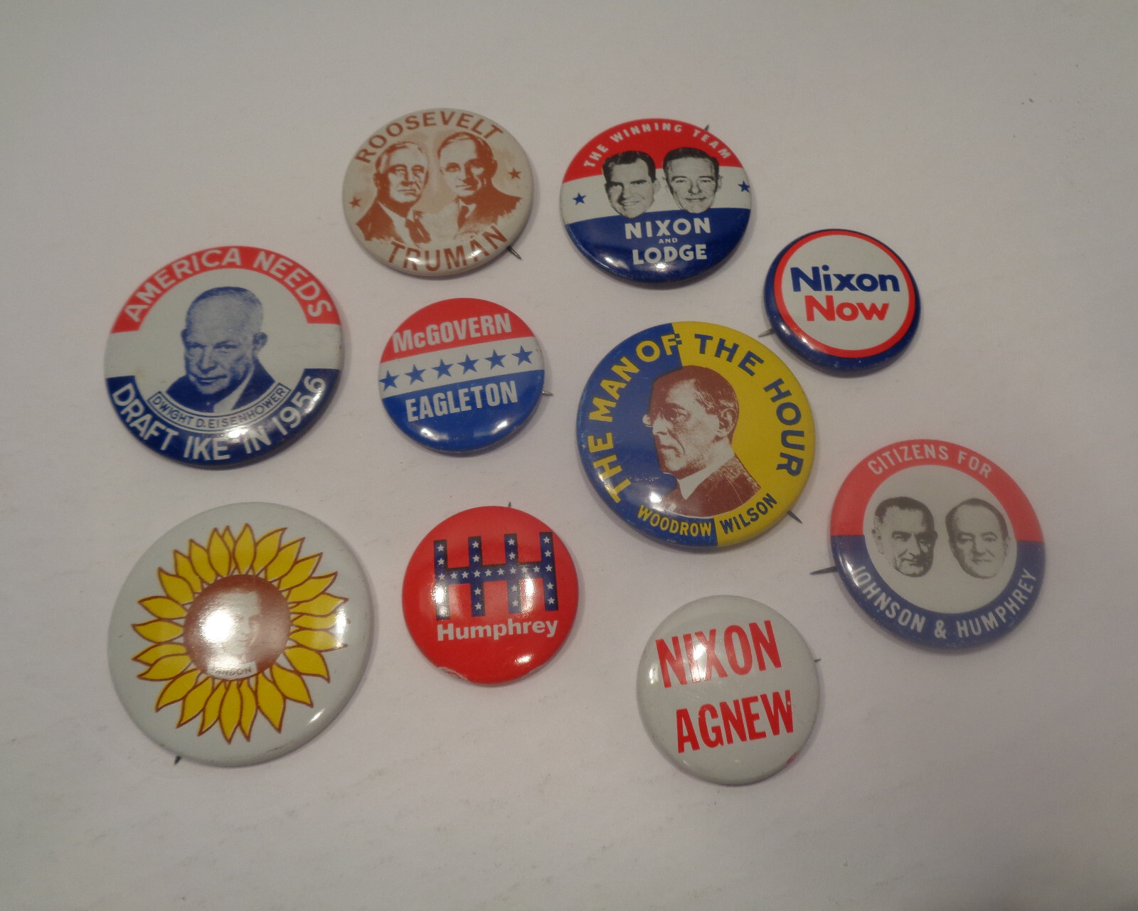 Lot 10 POLITICAL PRESIDENTIAL Campaign Pinback Buttons NIXON AGNEW Roosevelt IKE