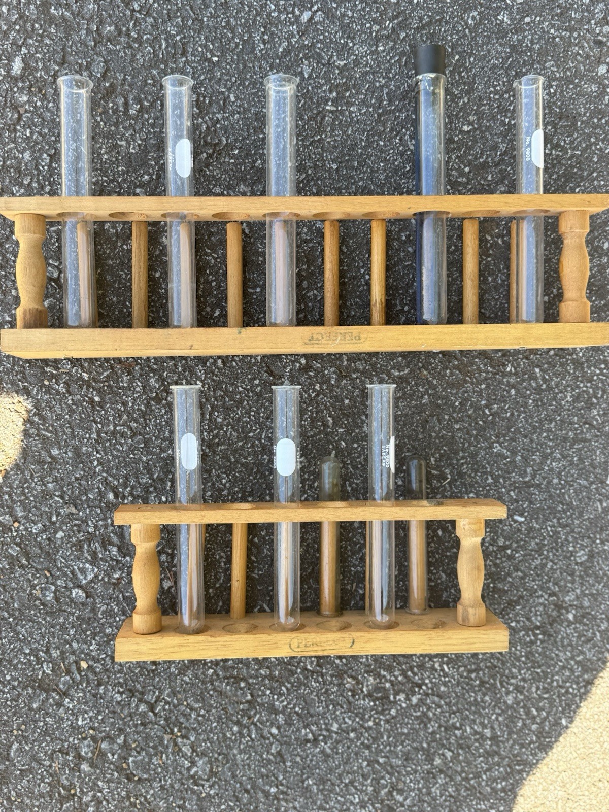 VTG Lab Equipment Wooden Test Tube Stands 6 & 10 Hole, 5 Pyrex 9800 Test Tubes.
