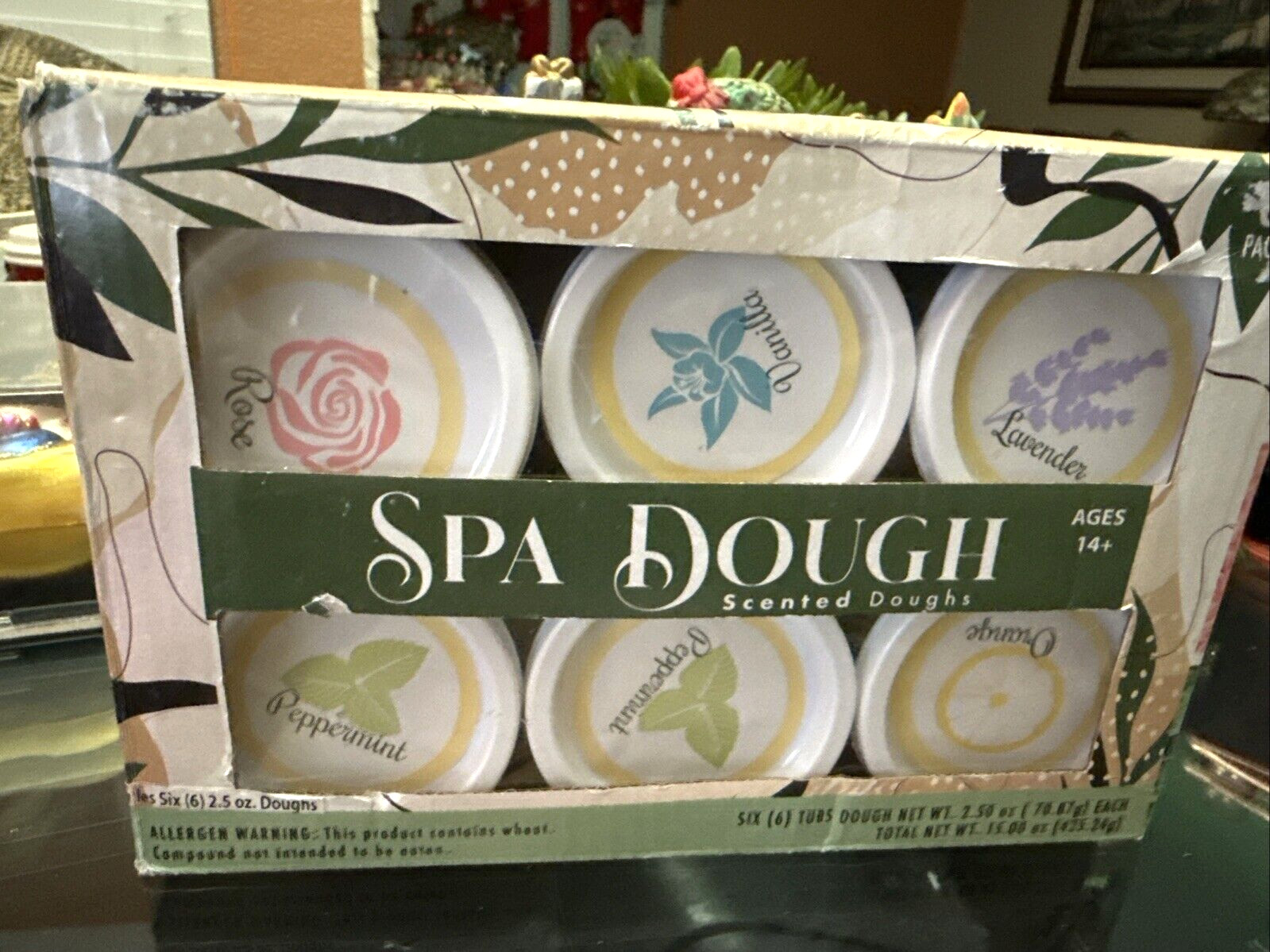 CREATIVE KIDS 6 PC Spa Dough Scented Dough Set, Aromatherapy BOX DISTRESSED  s5