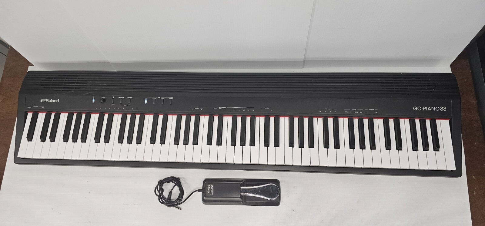 Roland Go:Piano 88 Portable 88 Key Digital Piano - GO-88P + Sustain Pedal MSP02